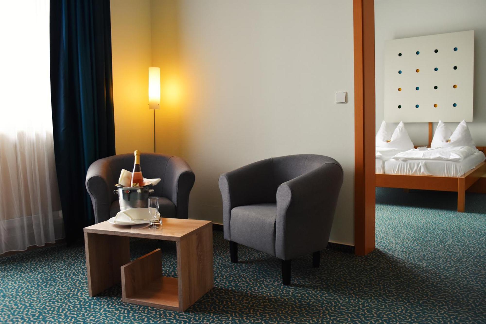 Savoy Hotel Bad Mergentheim Exteriör bild