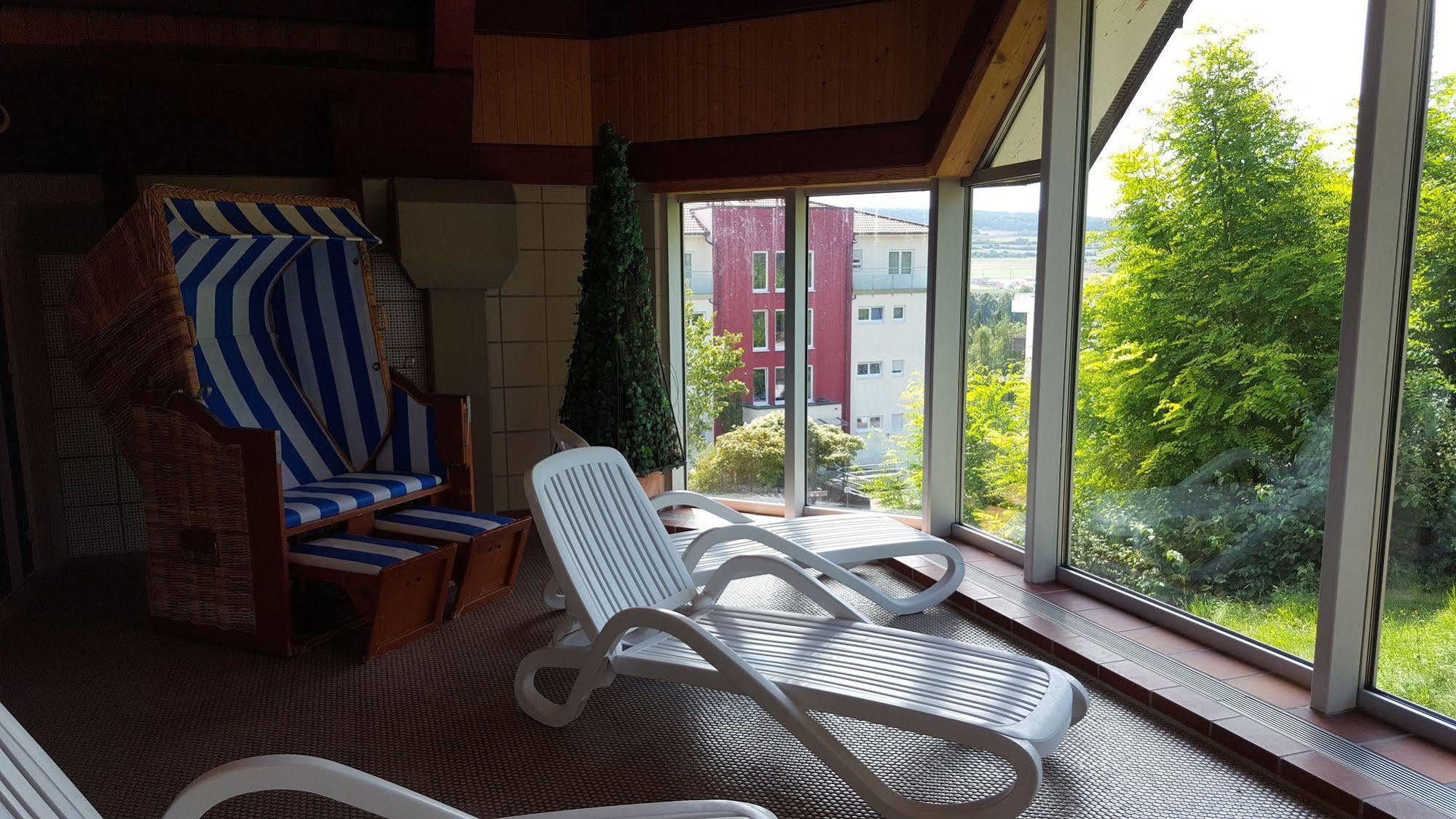 Savoy Hotel Bad Mergentheim Exteriör bild